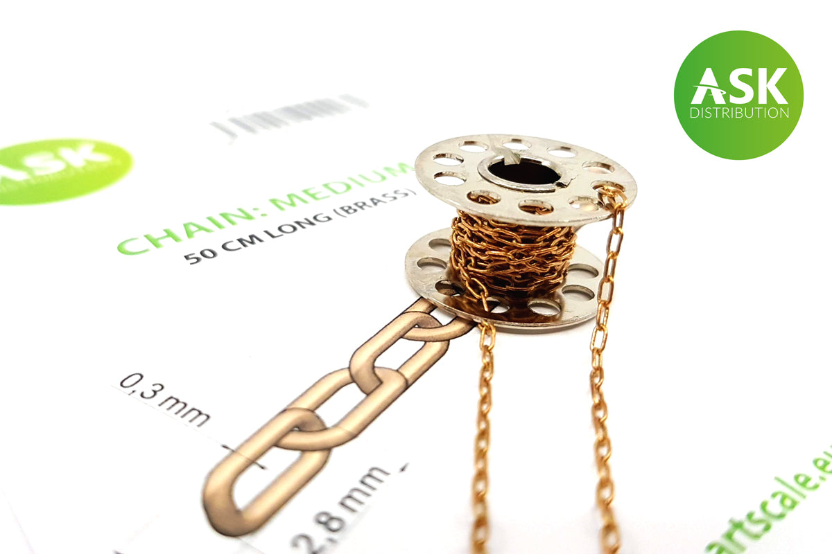 ASKT0235 Brass Chain (medium) 50cm Long (link: 0.3mm x 1.4mm x 2.8mm)