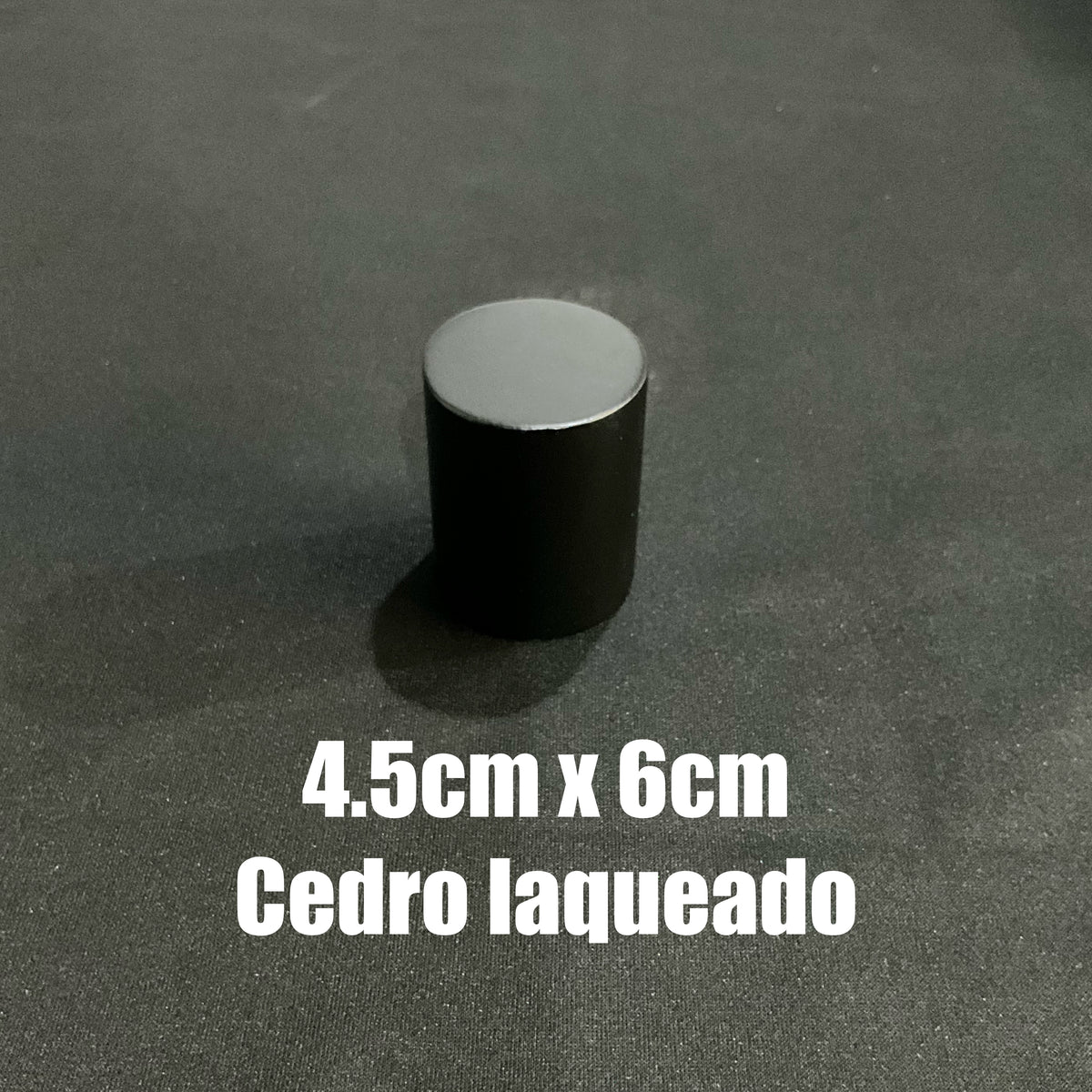 Base de madera 4.5cmX 6cm (figura individual)