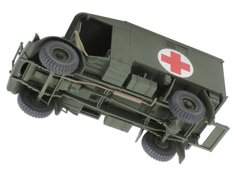 BRITISH 2T 4X2 AMBULANCE 1/48