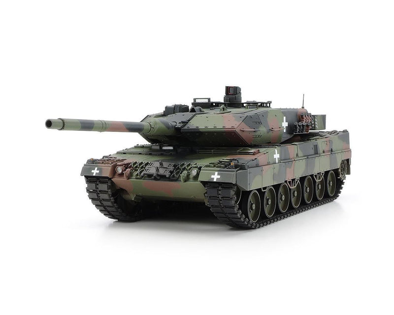 Tamiya 1/35 Leopard 2A6 Tank - Modèle plastique de marques ukrainiennes