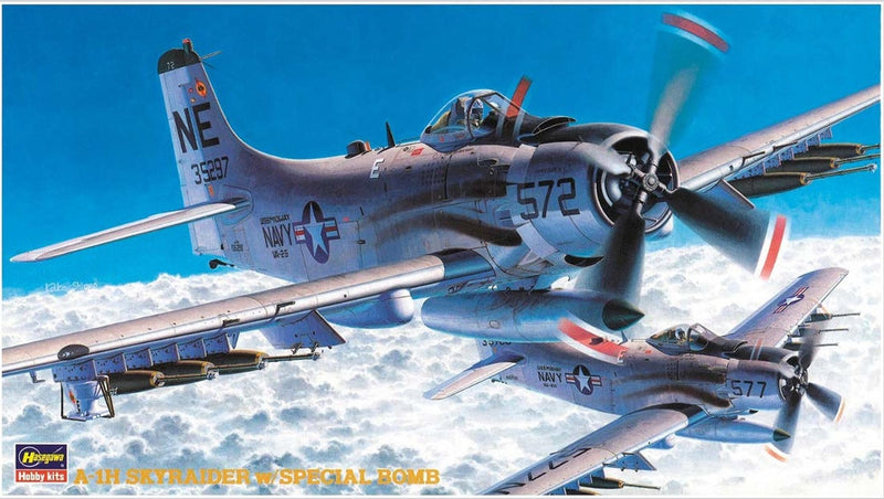 1:72 Hasegawa A-1H Skyraider with Special Bomb