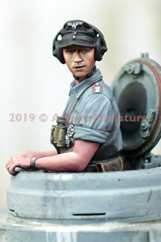 Alpine 1/35 German Panzer Commander Summer Set