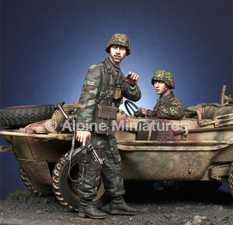 35280 Alpine 1/35 WSS "HJ" Officer & Driver Set