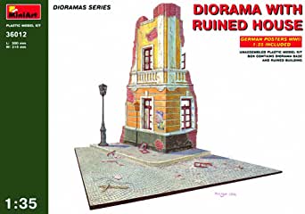 Série MiniArt 1/35 Diorama - Diorama avec maison en ruine