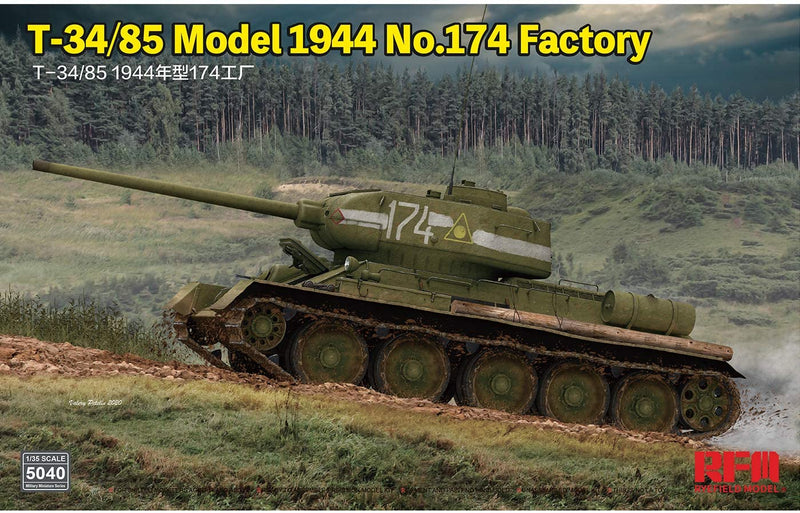 1:35 T-34/85 modèle 1945 n°174 usine