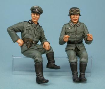 Gaso.line 1/48 Chauffeur + Officier Allemand