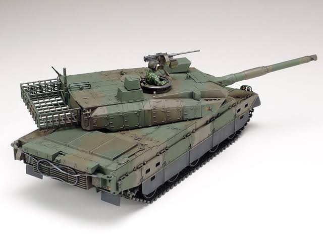 TAMIYA 35588 1/48 Type 10 JGSDF Tank